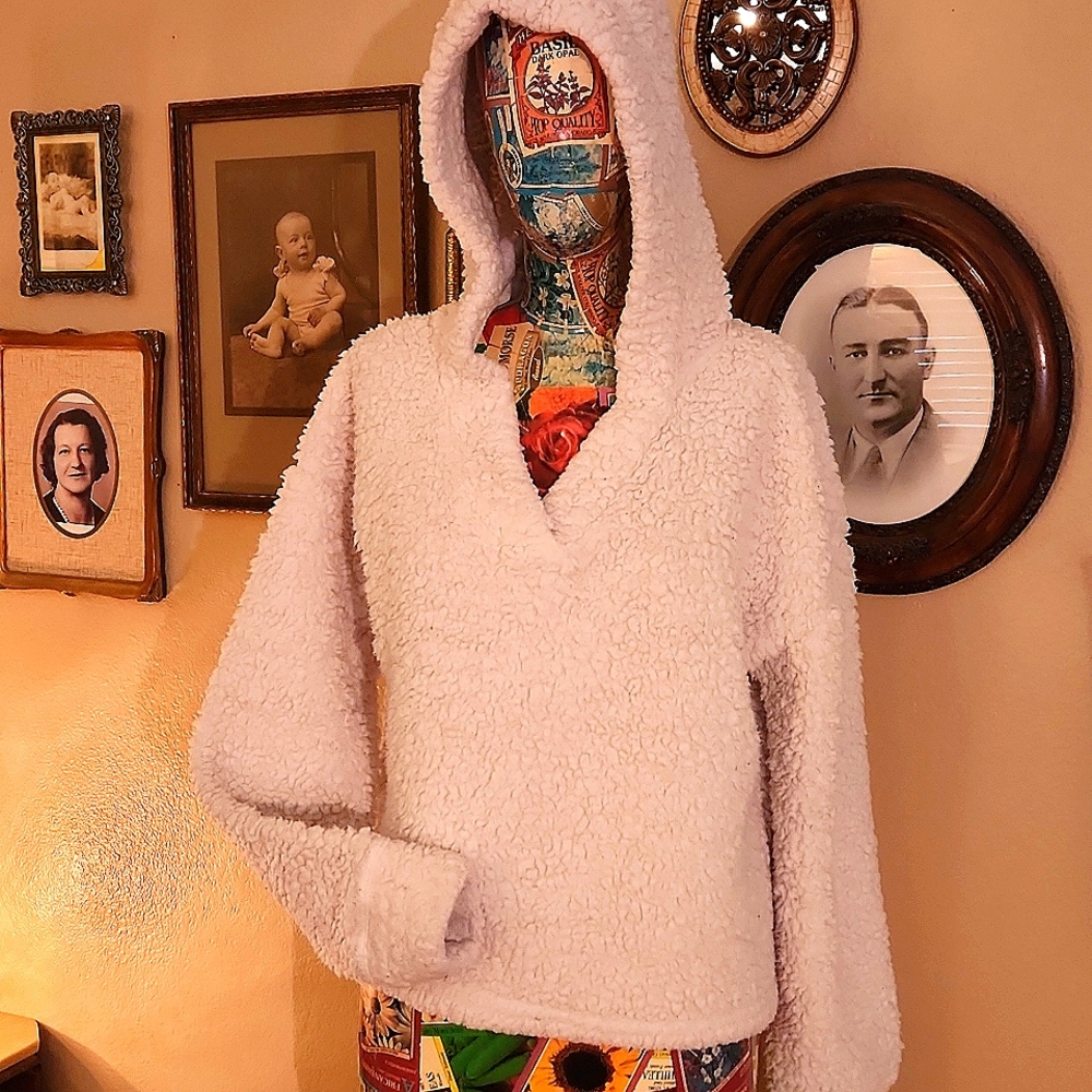 Port Authority cropped sherpa hoodie